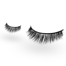 Load image into Gallery viewer, Our Maximum lash is a bold and dramatic lash with more hairs to create a darker look with plenty of volume.  This is our most glamorous mink lash that will add a smoldering look to your eyes.
